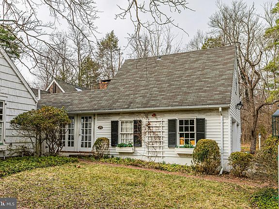 2nd image of 607 Rosedale Rd