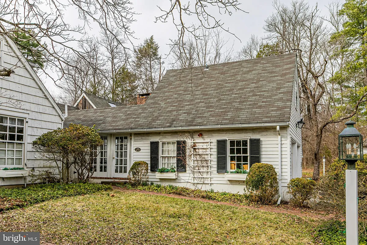 Building Photo - 607 Rosedale Rd