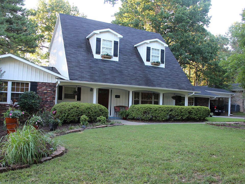 1st image of 1400 N Eastwood Dr