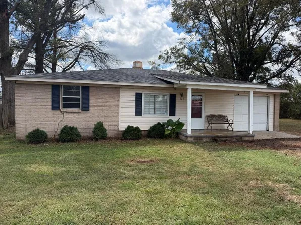108 Rainey St, Ripley, MS 38663