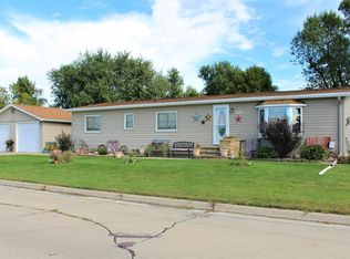 620 Thompson Ave, Worthington, MN 56187