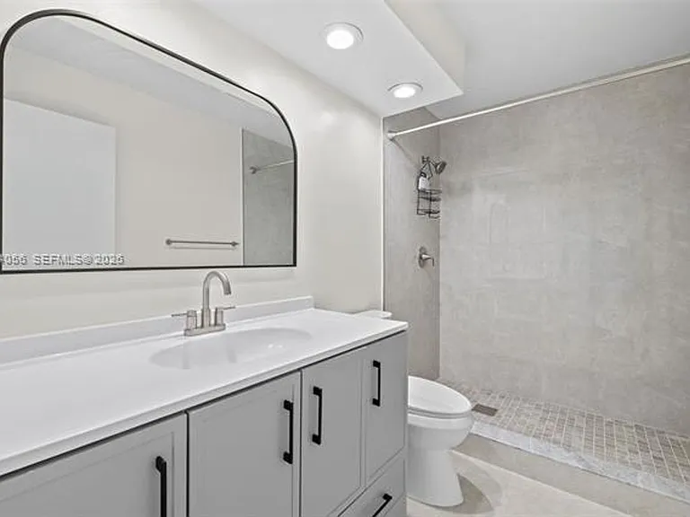 9547 SW 146th Pl — Photo 17