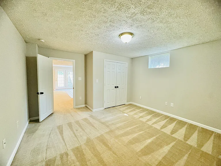 52 Lightfoot Dr — Photo 37
