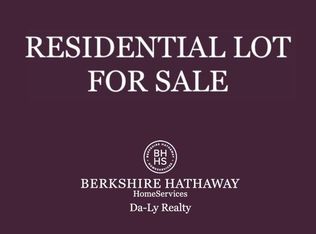 1511 Rainbow Rd, Grand Island, NE 68801