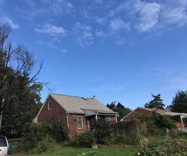 2nd image of 304 Grosstown Rd