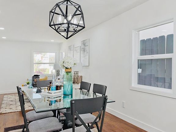 4th image of 4484 Marlborough Ave