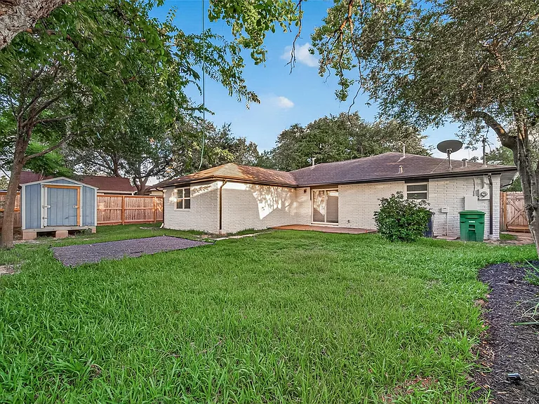9614 Hammerly Blvd — Photo 33