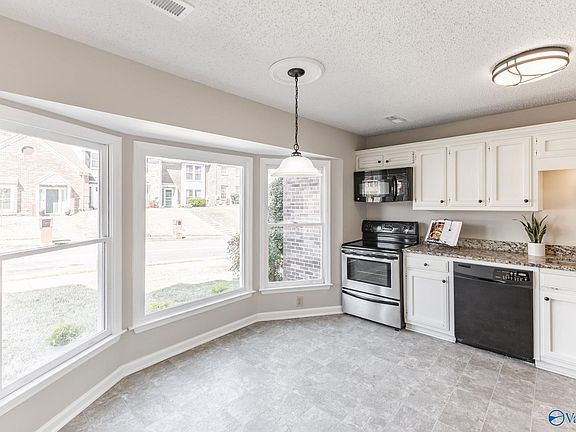 5th image of 6647 Steeplechase Dr NW