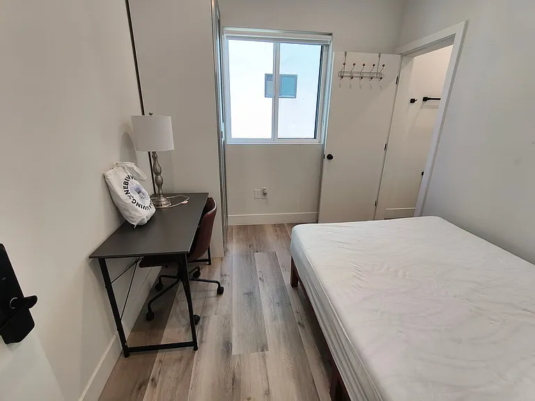 3020 S Normandie Ave — Photo 30