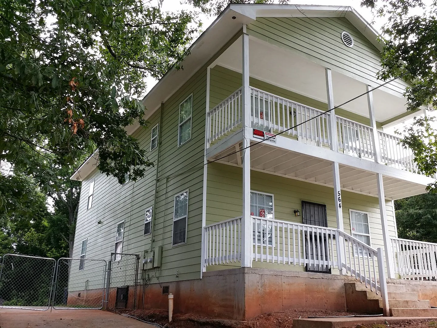 564 Hope Street SW — Photo 2