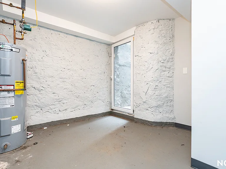 1628 Summerfield St #2B — Photo 28