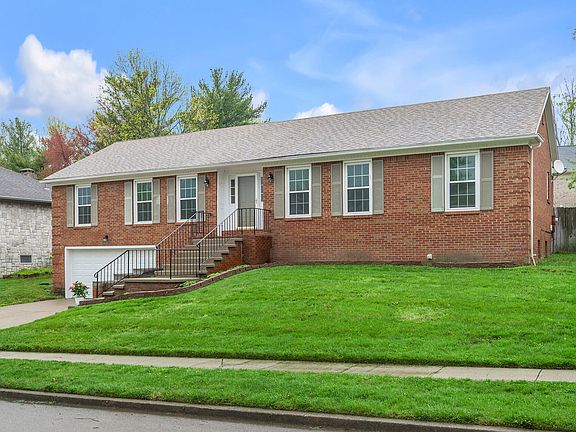 3rd image of 3996 Forsythe Dr