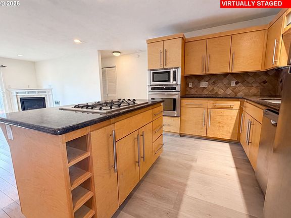 2nd image of 122 SE 73rd Ave
