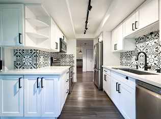 4717 W Lake Sammamish Pkwy SE APT C202, Issaquah, WA 98027
