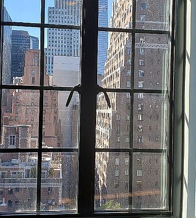 5th image of 25 Tudor City Pl APT 1512