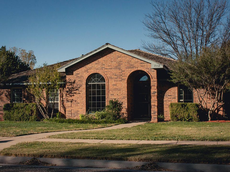 1st image of 7112 Birkshire Dr