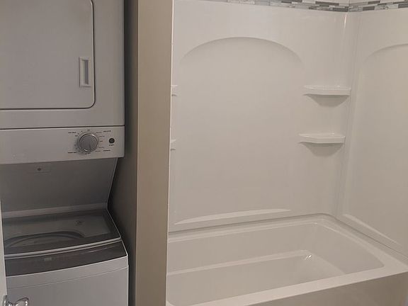 5th image of 103 Cavin Ave APT 1