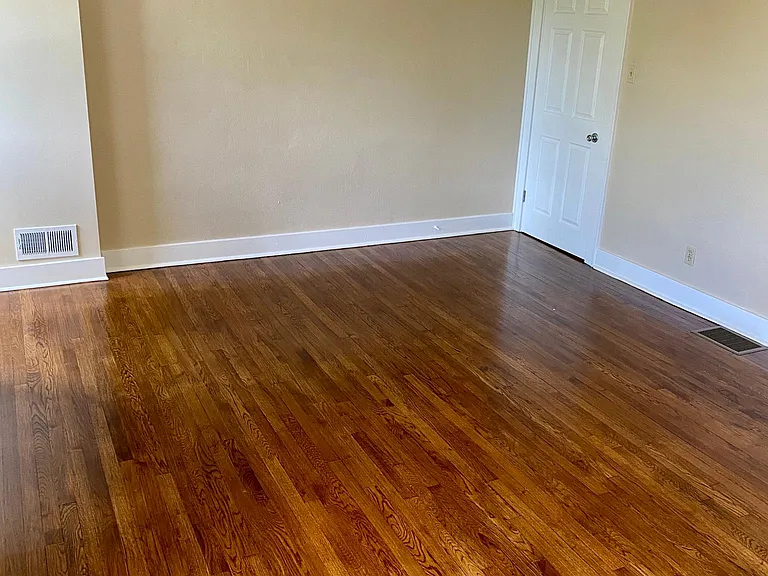210 Lemoyne Ave — Photo 12