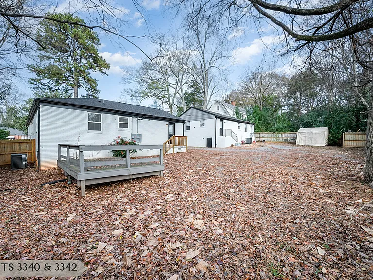3340 Washburn Ave — Photo 42