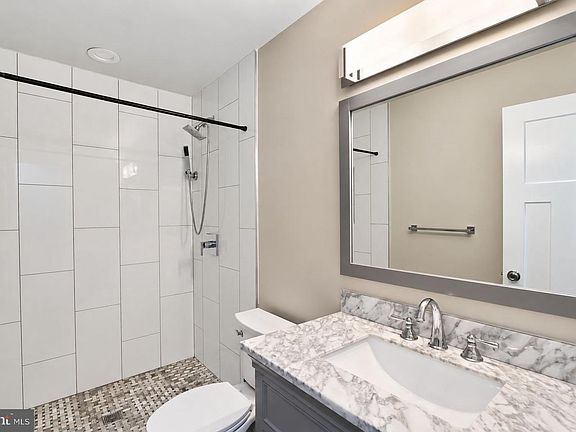 4th image of 21 Keystone Dr