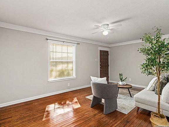 4th image of 227 MOSALY AVE