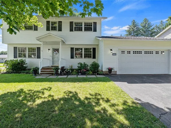 7778 Deerfield Rd, Liverpool, NY 13090