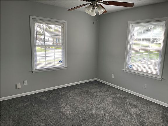 3rd image of 1361 Sussex Rd