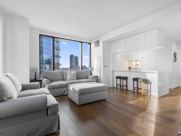 99 Hudson St #1111, Jersey City, NJ 07302