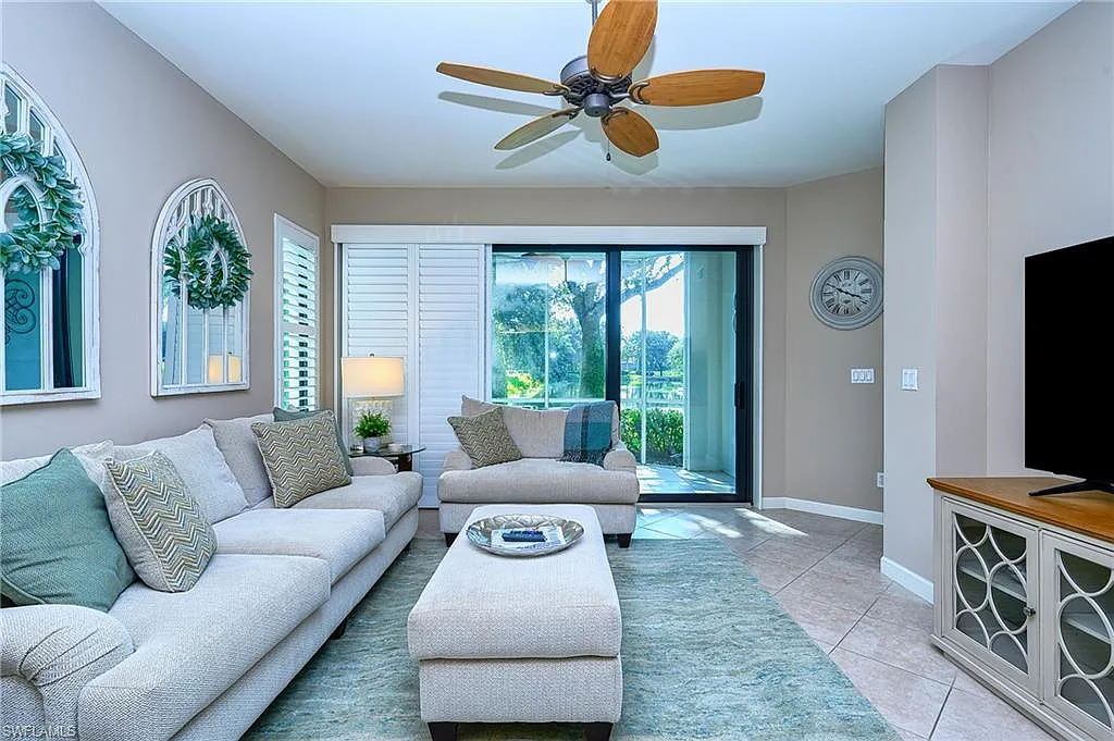 3 bed, 2.0 bath, 1619 sqft, $8,500 — Photo 4