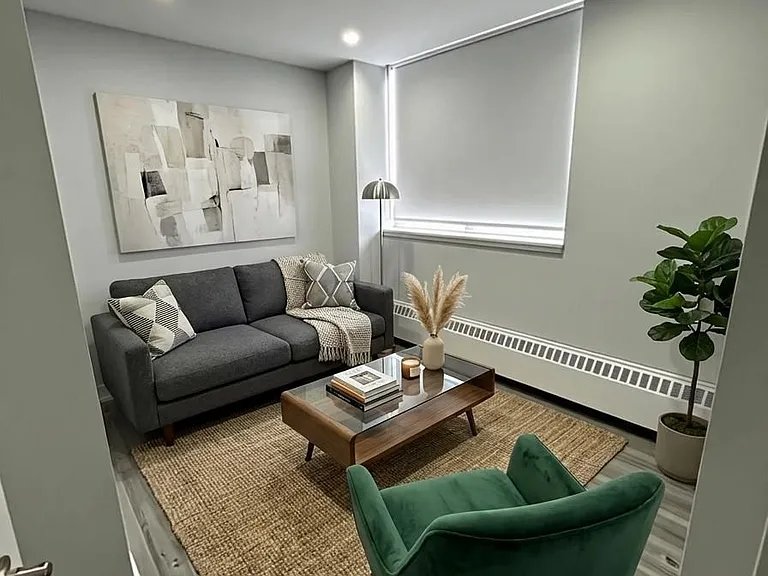 15 Walmer Rd #103 — Photo 7