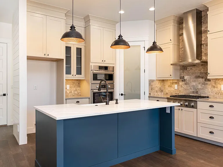 4200 W Lovegood Ln — Photo 16