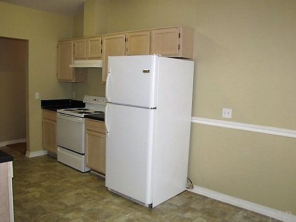 5th image of 3051 Myrshine Dr
