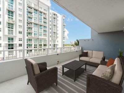 60 NW 37th Ave APT 405, Miami, FL, 33125