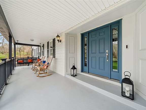 4th image of 311 Woodmont Dr