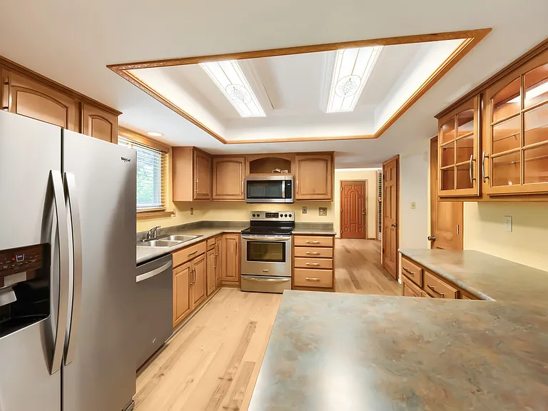 3202 Springridge Dr — Photo 7