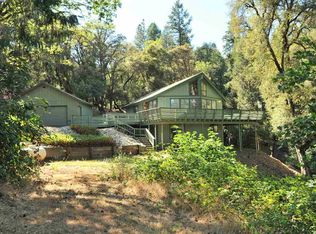 18147 Rollins View Dr, Grass Valley, CA 95945