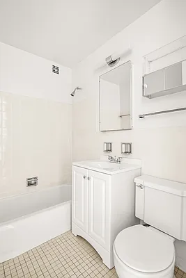 Rented by Berkshire Hathaway HomeServices New York Properties | media 24