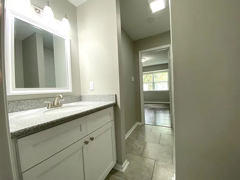 1707 Jade Ave #B — Photo 4