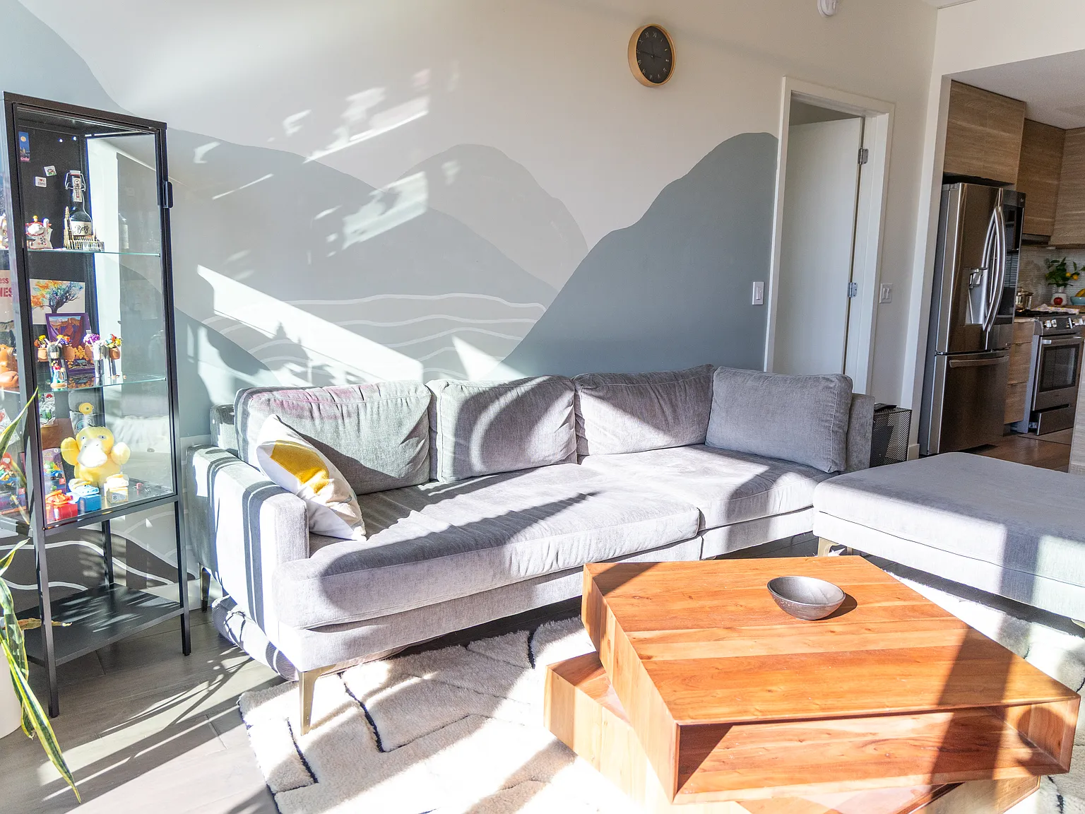 2 bed, 2.5 bath, 1377 sqft, $2,800 — Photo 3