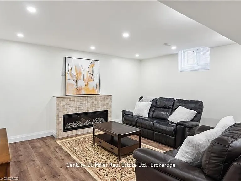 3083 Streamwood Pass — Photo 28