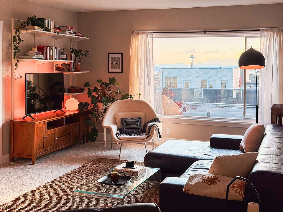 1st image of 630 13th Ave E APT 3