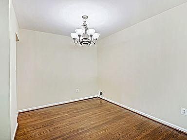 5th image of 612 Yeonas Dr SW