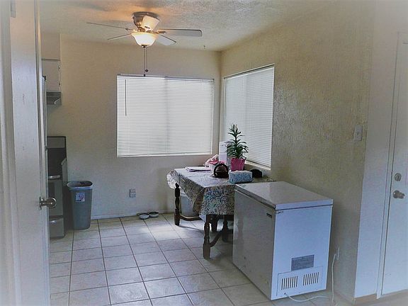 4th image of 944 Elm Dr