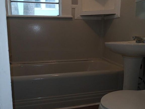 3rd image of 1919 Highland Ave APT B