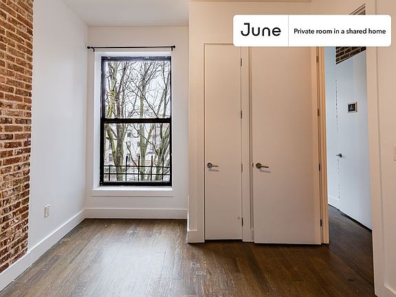 4th image of 60 New York Ave #B