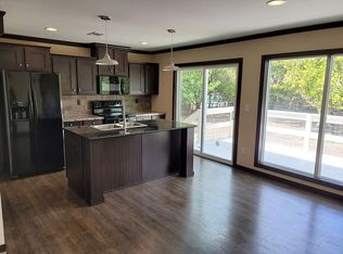 426 Peterson Dr, Kerrville, TX 78028
