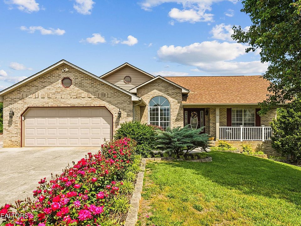1st image of 101 Ostenbarker St