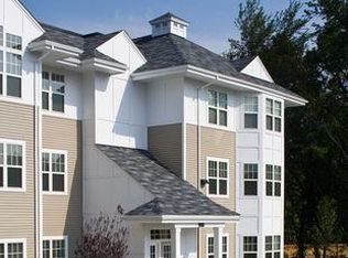 3114 Horseshoe Ln, Wilmington, MA 01887