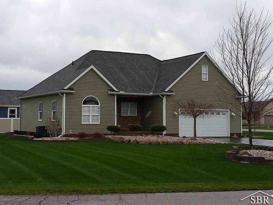 2nd image of 1910 Eagle Ct