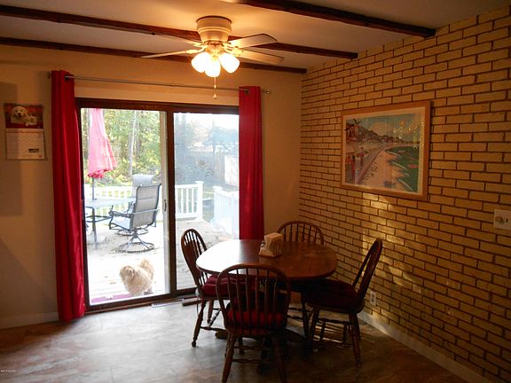 5th image of 806 Mayfield Ave